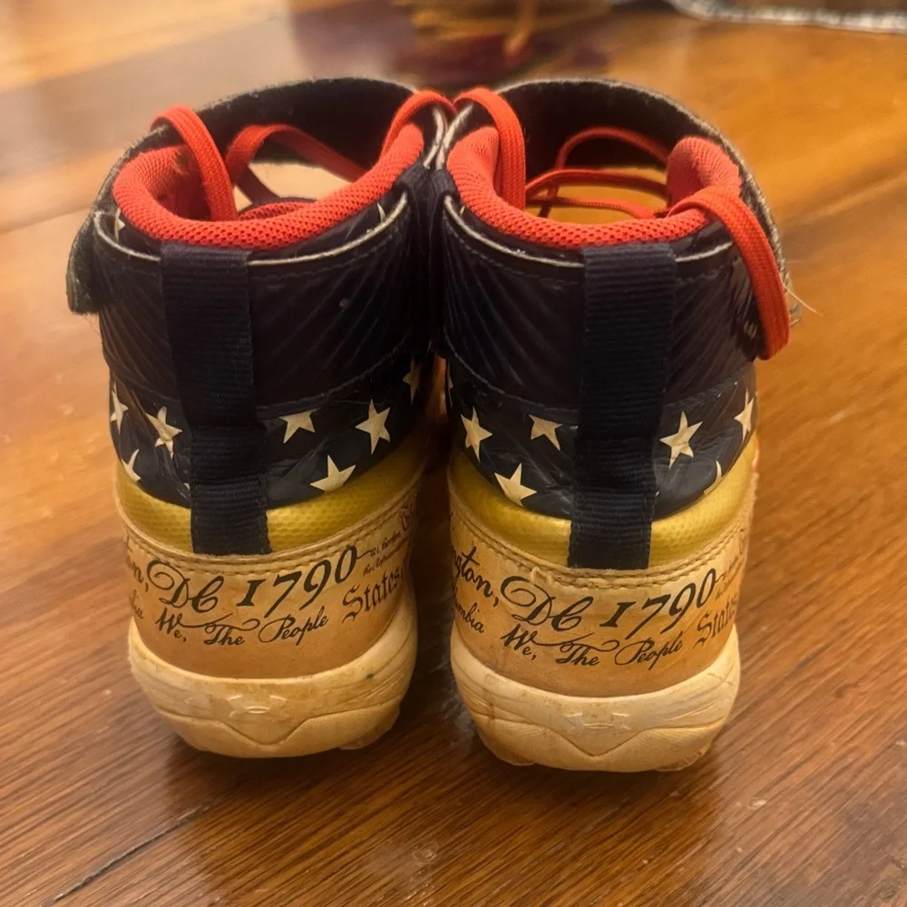Under Armour Kids Red, White, and Blue Baseball Cleats - Picture 4 of 4